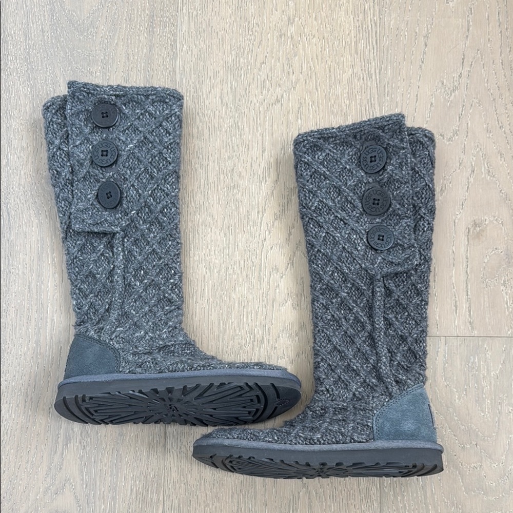 NEW UGG Lattice Cardy Classic Boot Women’s USA 6